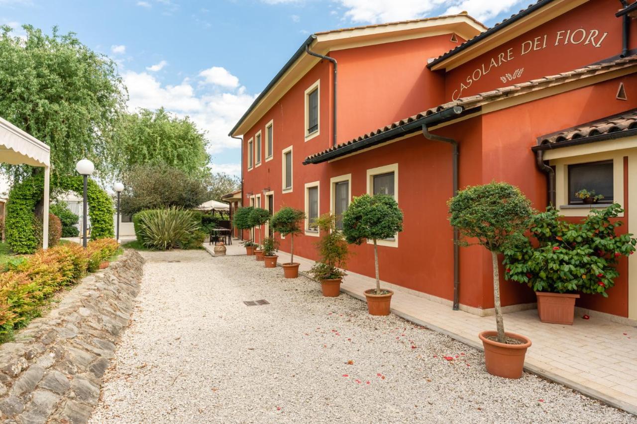 Casolare Dei Fiori - Calla Montecarlo Εξωτερικό φωτογραφία